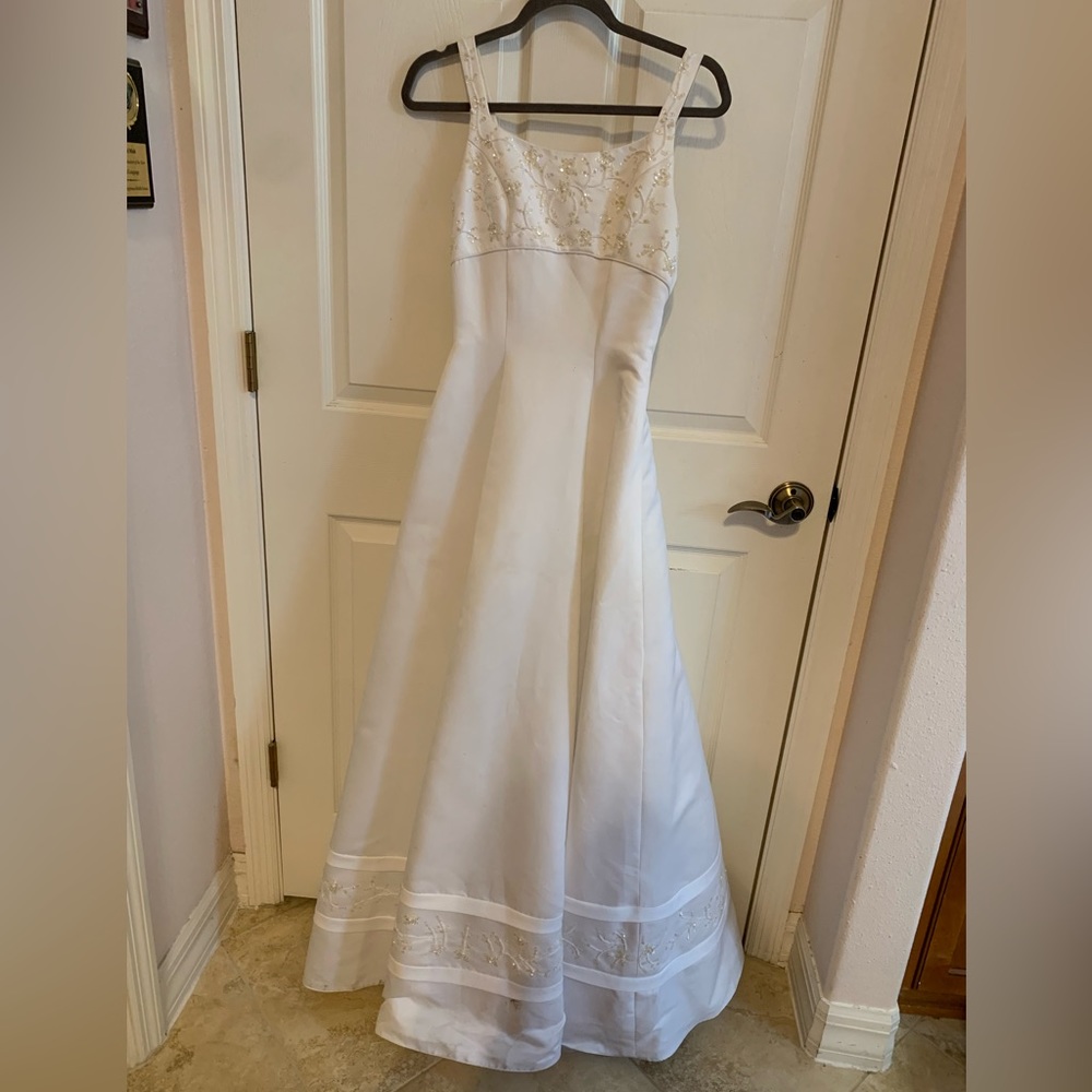 Oleg Cassini Wedding Dress